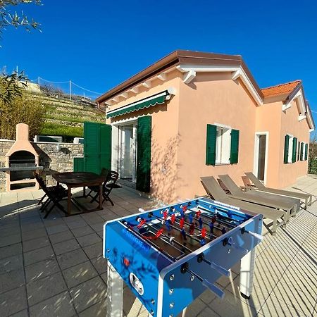 Villetta Sole Mare Santo Stefano al Mare Ngoại thất bức ảnh