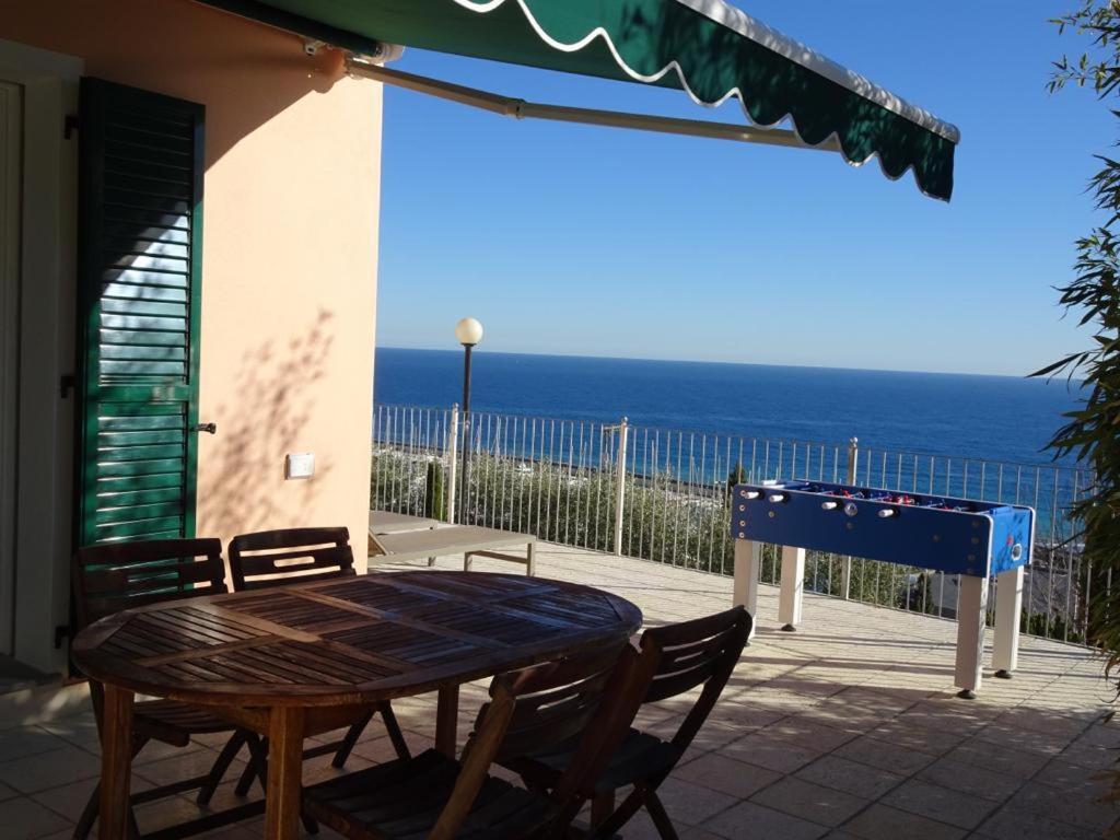 Villetta Sole Mare Santo Stefano al Mare Ngoại thất bức ảnh