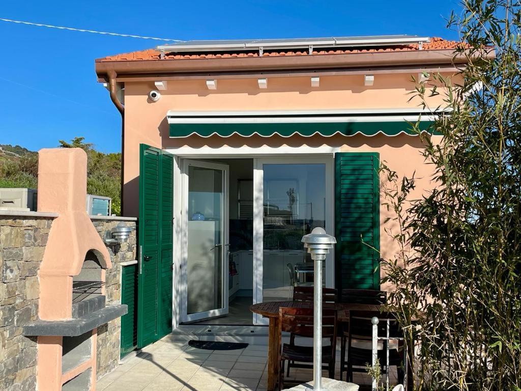 Villetta Sole Mare Santo Stefano al Mare Ngoại thất bức ảnh