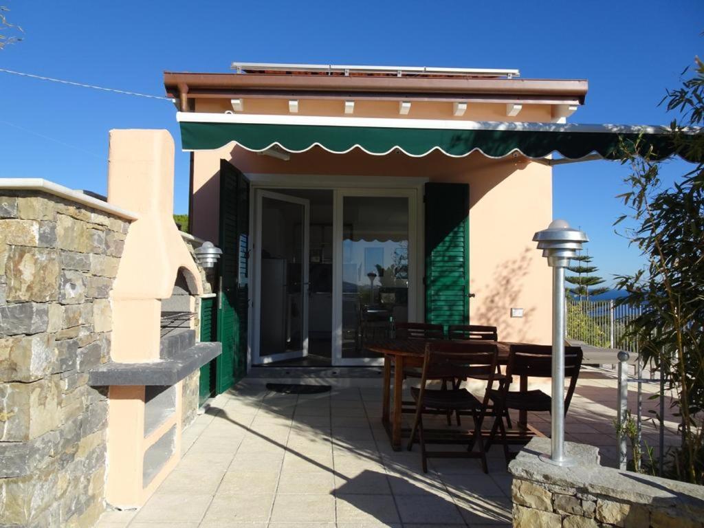Villetta Sole Mare Santo Stefano al Mare Ngoại thất bức ảnh