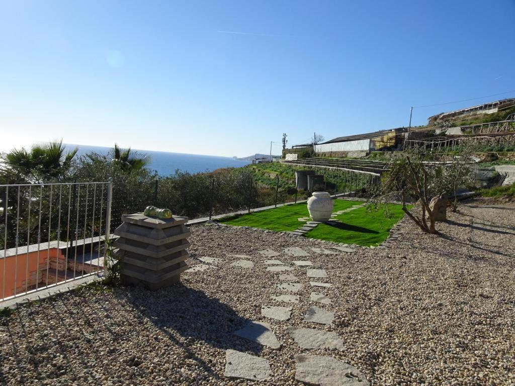 Villetta Sole Mare Santo Stefano al Mare Ngoại thất bức ảnh