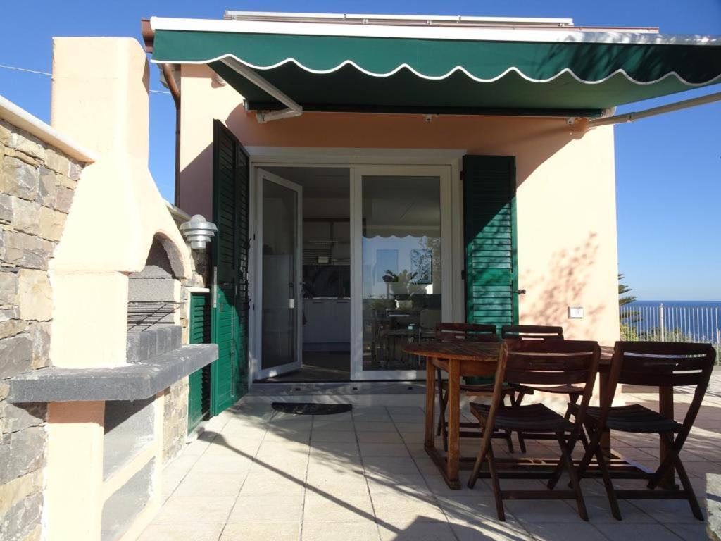 Villetta Sole Mare Santo Stefano al Mare Ngoại thất bức ảnh